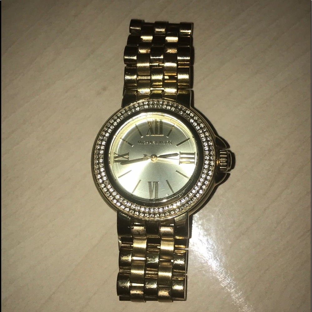 Authentic Michael Kors Watch (send offers!)